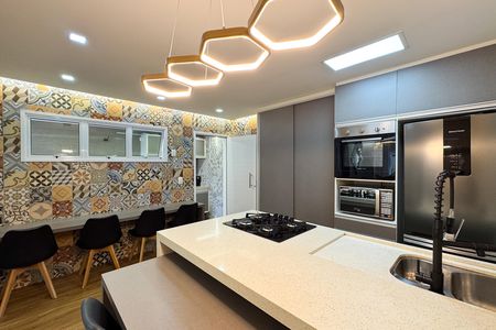Casa para alugar com 160m², 2 quartos e 2 vagas Casa para alugar com 160m², 2 quartos e 2 vagasCozinha
