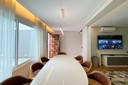 Casa para alugar com 160m², 2 quartos e 2 vagas Casa para alugar com 160m², 2 quartos e 2 vagasSala de Jantar
