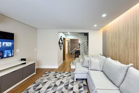 Casa para alugar com 160m², 2 quartos e 2 vagas Casa para alugar com 160m², 2 quartos e 2 vagasSala