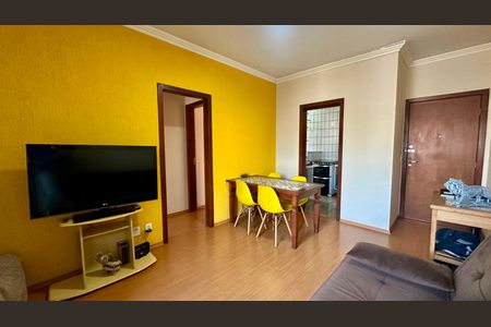 Apartamento à venda com 75m², 3 quartos e 1 vaga Apartamento à venda com 75m², 3 quartos e 1 vagaSala
