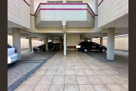 Apartamento à venda com 75m², 3 quartos e 1 vaga Apartamento à venda com 75m², 3 quartos e 1 vagaEntrada do prédio