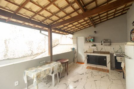 Casa à venda com 75m², 3 quartos e 1 vagaVaranda