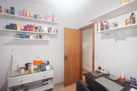 Casa à venda com 75m², 3 quartos e 1 vagaQuarto 2