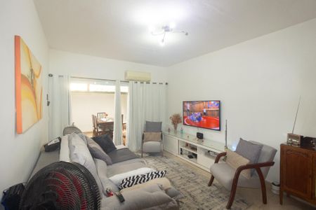 Casa à venda com 75m², 3 quartos e 1 vagaSala