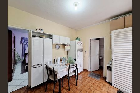 Cozinha de casa à venda com 1 quarto, 126m² em Jardim Santa Cruz, São Paulo