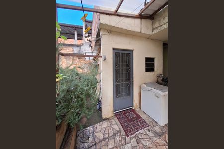 Casa para alugar com 126m², 1 quarto e 2 vagas Casa para alugar com 126m², 1 quarto e 2 vagasEdícula