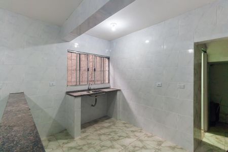 Cozinha de casa para alugar com 1 quarto, 50m² em Jardim Sao Roberto, São Paulo