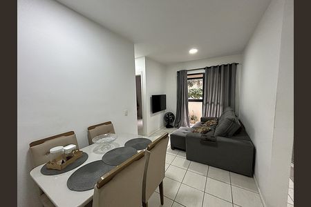 Sala de apartamento à venda com 2 quartos, 57m² em Del Castilho, Rio de Janeiro