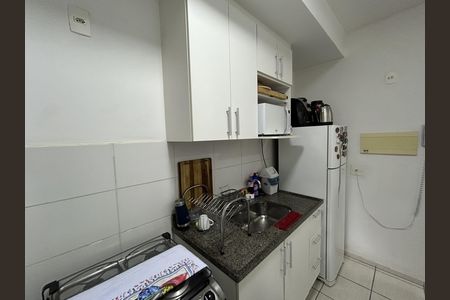 Apartamento à venda com 57m², 2 quartos e 1 vagaCozinha