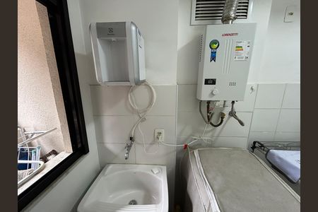 Apartamento à venda com 57m², 2 quartos e 1 vagaÁrea de Serviço