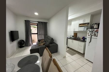 Sala de apartamento à venda com 2 quartos, 57m² em Del Castilho, Rio de Janeiro