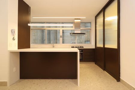 Cozinha de apartamento à venda com 3 quartos, 160m² em Cerqueira César, São Paulo