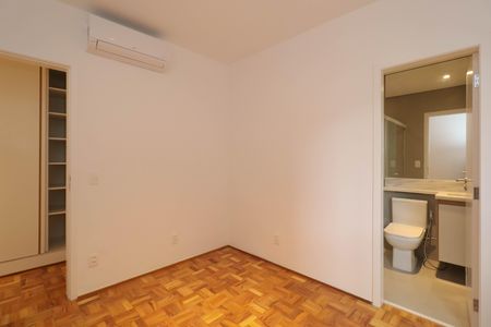 Apartamento à venda com 160m², 3 quartos e 2 vagasSuíte 3