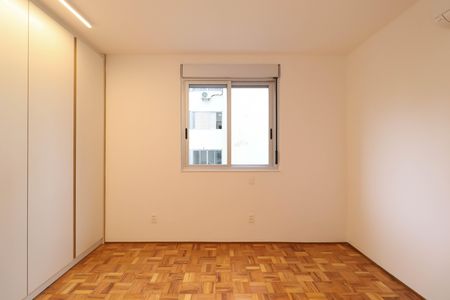 Apartamento à venda com 160m², 3 quartos e 2 vagasSuíte 2