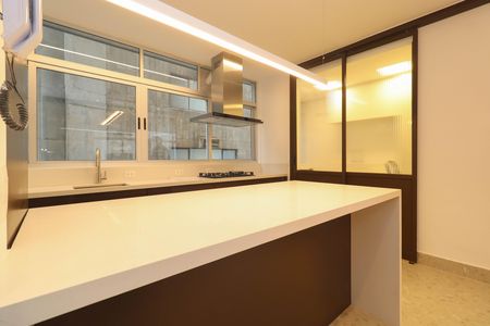 Apartamento à venda com 160m², 3 quartos e 2 vagasCozinha
