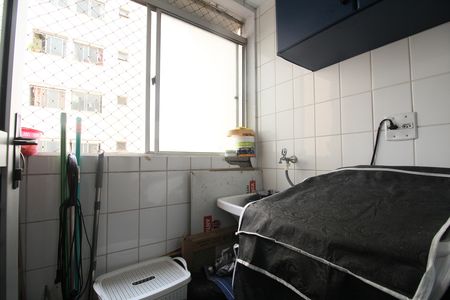 Área de Serviço de apartamento para alugar com 2 quartos, 49m² em Morumbi, São Paulo