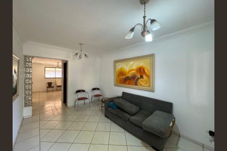 Casa de condomínio à venda com 160m², 3 quartos e 4 vagas Casa de condomínio à venda com 160m², 3 quartos e 4 vagasSala