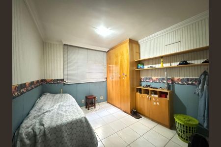 Casa de condomínio à venda com 160m², 3 quartos e 4 vagas Casa de condomínio à venda com 160m², 3 quartos e 4 vagasQuarto 1