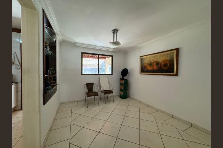 Casa de condomínio à venda com 160m², 3 quartos e 4 vagas Casa de condomínio à venda com 160m², 3 quartos e 4 vagasSala de Jantar