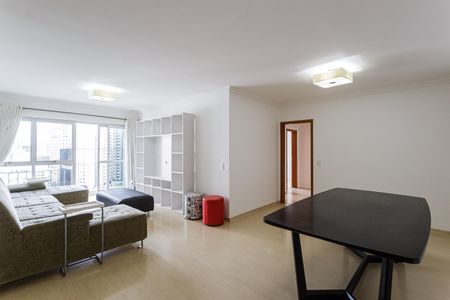Apartamento à venda com 169m², 4 quartos e 2 vagas Apartamento à venda com 169m², 4 quartos e 2 vagasSala