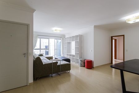 Apartamento à venda com 169m², 4 quartos e 2 vagas Apartamento à venda com 169m², 4 quartos e 2 vagasSala