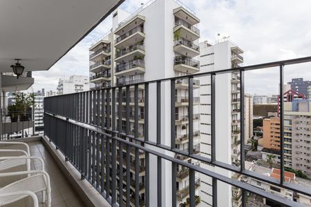 Apartamento à venda com 169m², 4 quartos e 2 vagas Apartamento à venda com 169m², 4 quartos e 2 vagasVaranda da Sala