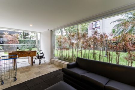 Apartamento à venda com 169m², 4 quartos e 2 vagas Apartamento à venda com 169m², 4 quartos e 2 vagasSalão de jogos
