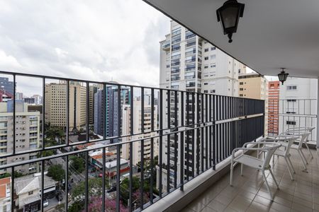 Apartamento à venda com 169m², 4 quartos e 2 vagas Apartamento à venda com 169m², 4 quartos e 2 vagasVaranda da Sala