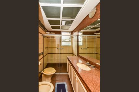 Apartamento para alugar com 200m², 3 quartos e 2 vagas Apartamento para alugar com 200m², 3 quartos e 2 vagasBanheiro Social