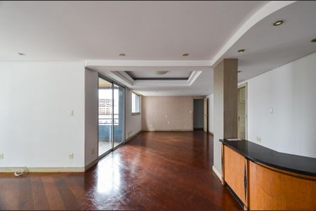 Apartamento para alugar com 200m², 3 quartos e 2 vagas Apartamento para alugar com 200m², 3 quartos e 2 vagasSala Ambientes