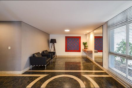 Apartamento para alugar com 200m², 3 quartos e 2 vagas Apartamento para alugar com 200m², 3 quartos e 2 vagasHall de entrada
