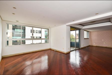 Apartamento para alugar com 200m², 3 quartos e 2 vagas Apartamento para alugar com 200m², 3 quartos e 2 vagasSala Ambientes