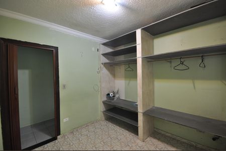 Casa à venda com 220m², 2 quartos e 1 vagaQuarto 1