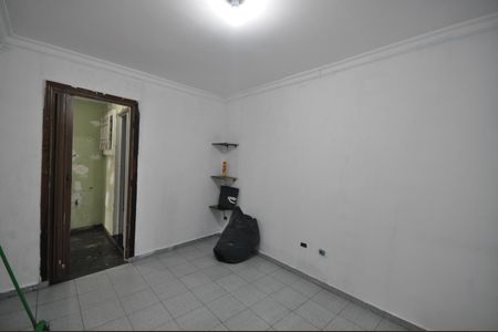 Casa à venda com 220m², 2 quartos e 1 vagaQuarto de serviço