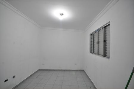 Casa à venda com 220m², 2 quartos e 1 vagaQuarto de serviço