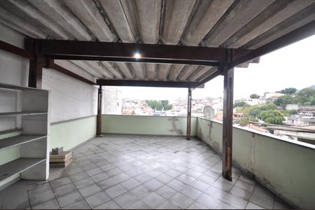 Casa à venda com 220m², 2 quartos e 1 vagaTerraço