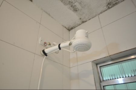 Casa à venda com 220m², 2 quartos e 1 vagaBanheiro