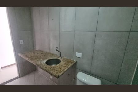 Casa de condomínio à venda com 150m², 3 quartos e 1 vagaBanheiro