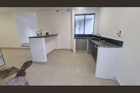 Casa de condomínio à venda com 150m², 3 quartos e 1 vagaCozinha