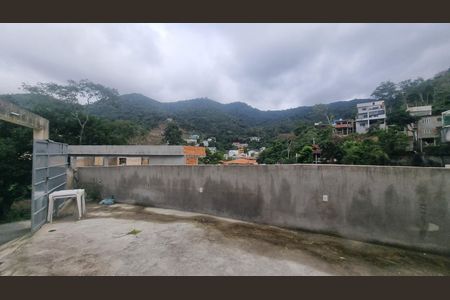 Casa de condomínio à venda com 150m², 3 quartos e 1 vagaÁrea externa