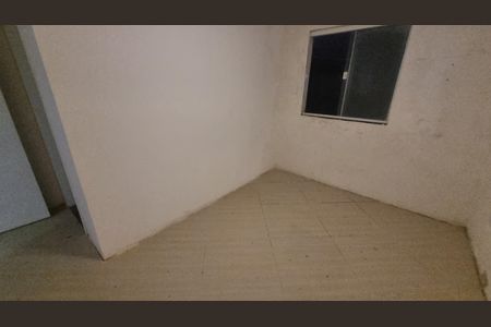 Casa de condomínio à venda com 150m², 3 quartos e 1 vagaQuarto