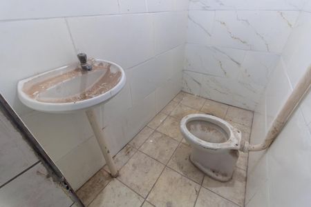 Casa para alugar com 50m², 1 quarto e sem vaga Casa para alugar com 50m², 1 quarto e sem vagaBanheiro