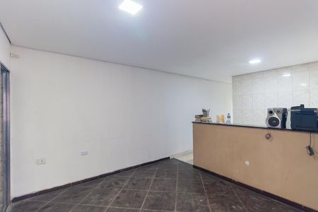 Sala de casa para alugar com 2 quartos, 50m² em Jardim Sao Roberto, São Paulo