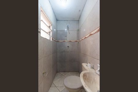 Casa para alugar com 50m², 2 quartos e sem vaga Casa para alugar com 50m², 2 quartos e sem vagaBanheiro