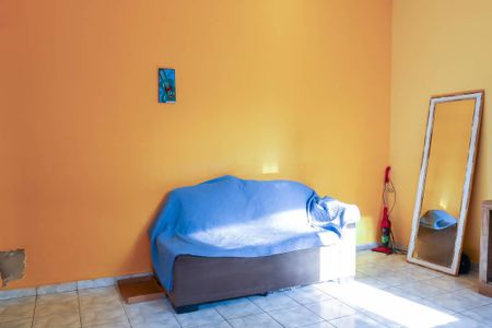 Casa à venda com 70m², 1 quarto e 1 vaga Casa à venda com 70m², 1 quarto e 1 vagaSala