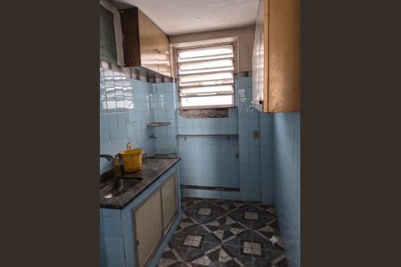 Cozinha de apartamento para alugar com 2 quartos, 41m² em Cordovil, Rio de Janeiro