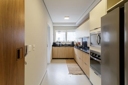 Apartamento à venda com 157m², 2 quartos e 3 vagas Apartamento à venda com 157m², 2 quartos e 3 vagasCozinha
