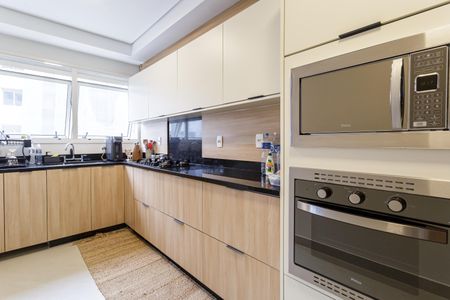 Apartamento à venda com 157m², 2 quartos e 3 vagas Apartamento à venda com 157m², 2 quartos e 3 vagasCozinha
