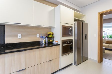 Apartamento à venda com 157m², 2 quartos e 3 vagas Apartamento à venda com 157m², 2 quartos e 3 vagasCozinha