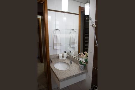 Apartamento à venda com 78m², 3 quartos e 2 vagas Apartamento à venda com 78m², 3 quartos e 2 vagasBanheiro da Suíte